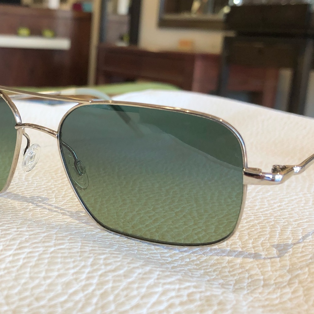 OLIVER PEOPLES VICTORY VINTAGE